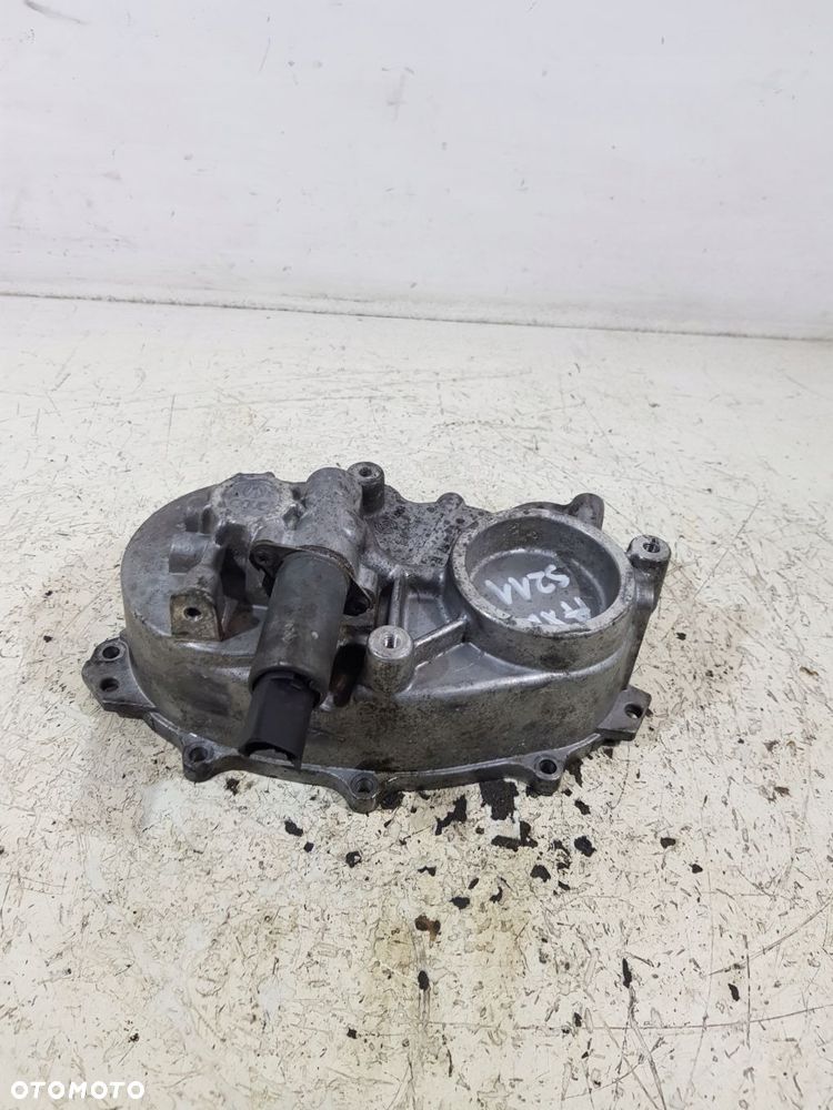 obudowa pompy vacum wariatora 06f103530e vw golf v audi a3 2.0 fsi axw - 4