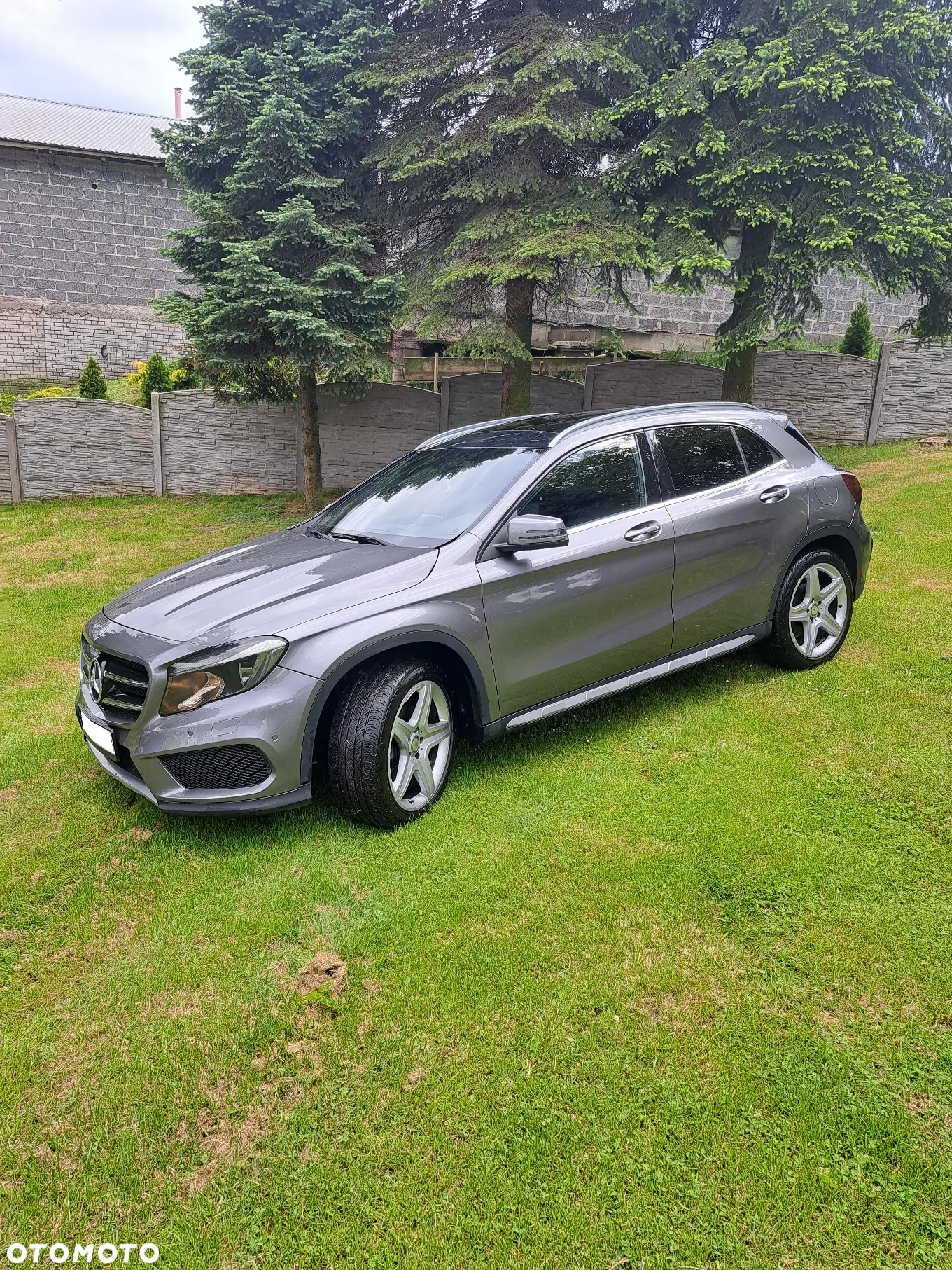 Mercedes-Benz GLA 250 7G-DCT AMG Line - 2