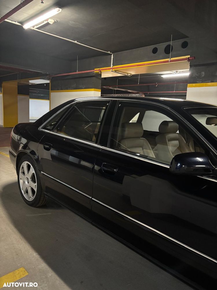Audi S8 - 7