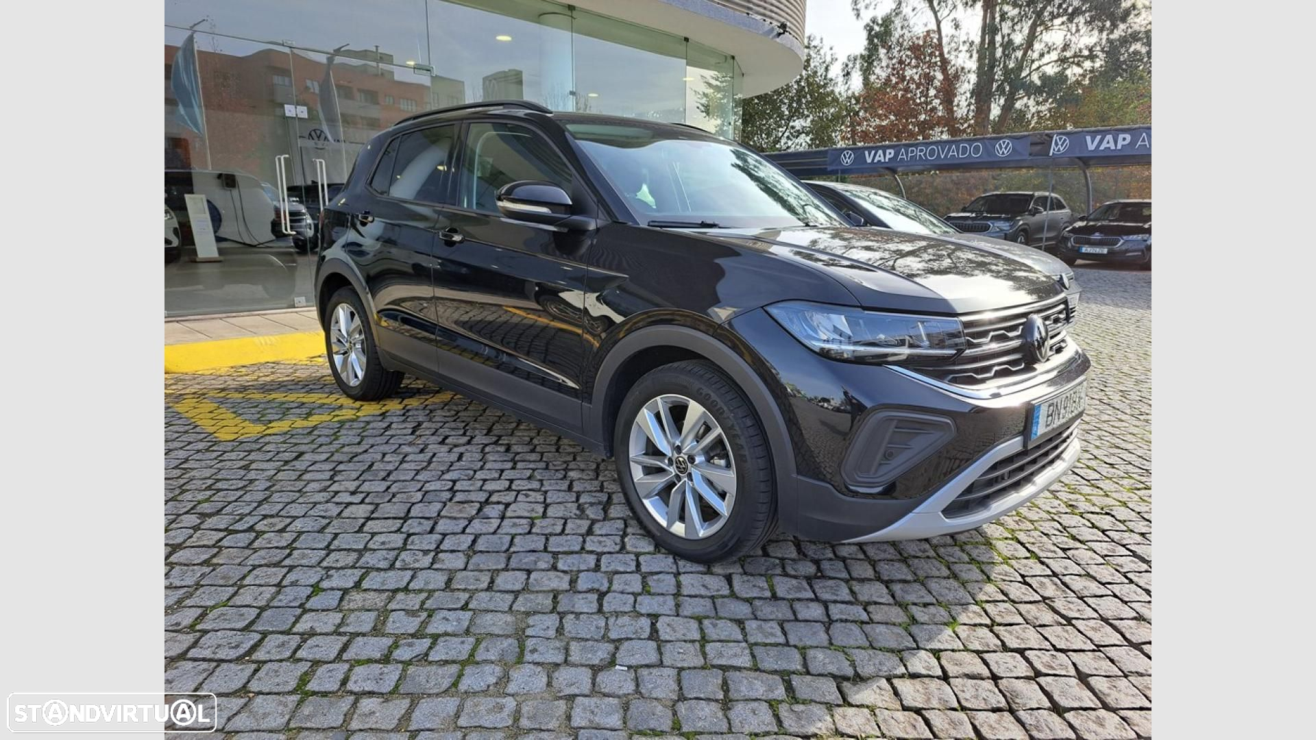 VW T-Cross - 2