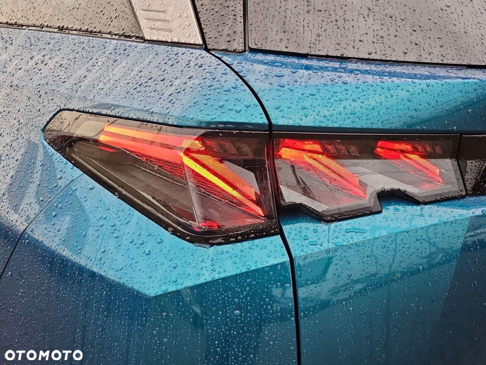 Peugeot 5008 1.2 PureTech mHEV GT Exclusive S&S e-DCS6 - 11