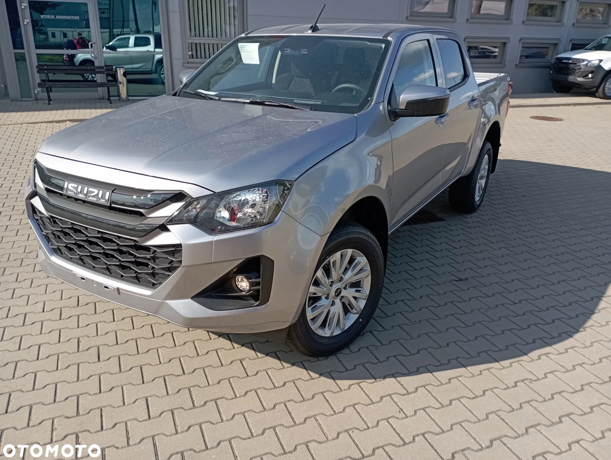 Isuzu D-Max 1.9 DC LS - 3