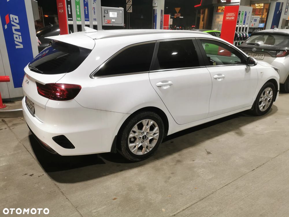 Kia Ceed 1.5 T-GDI M - 23