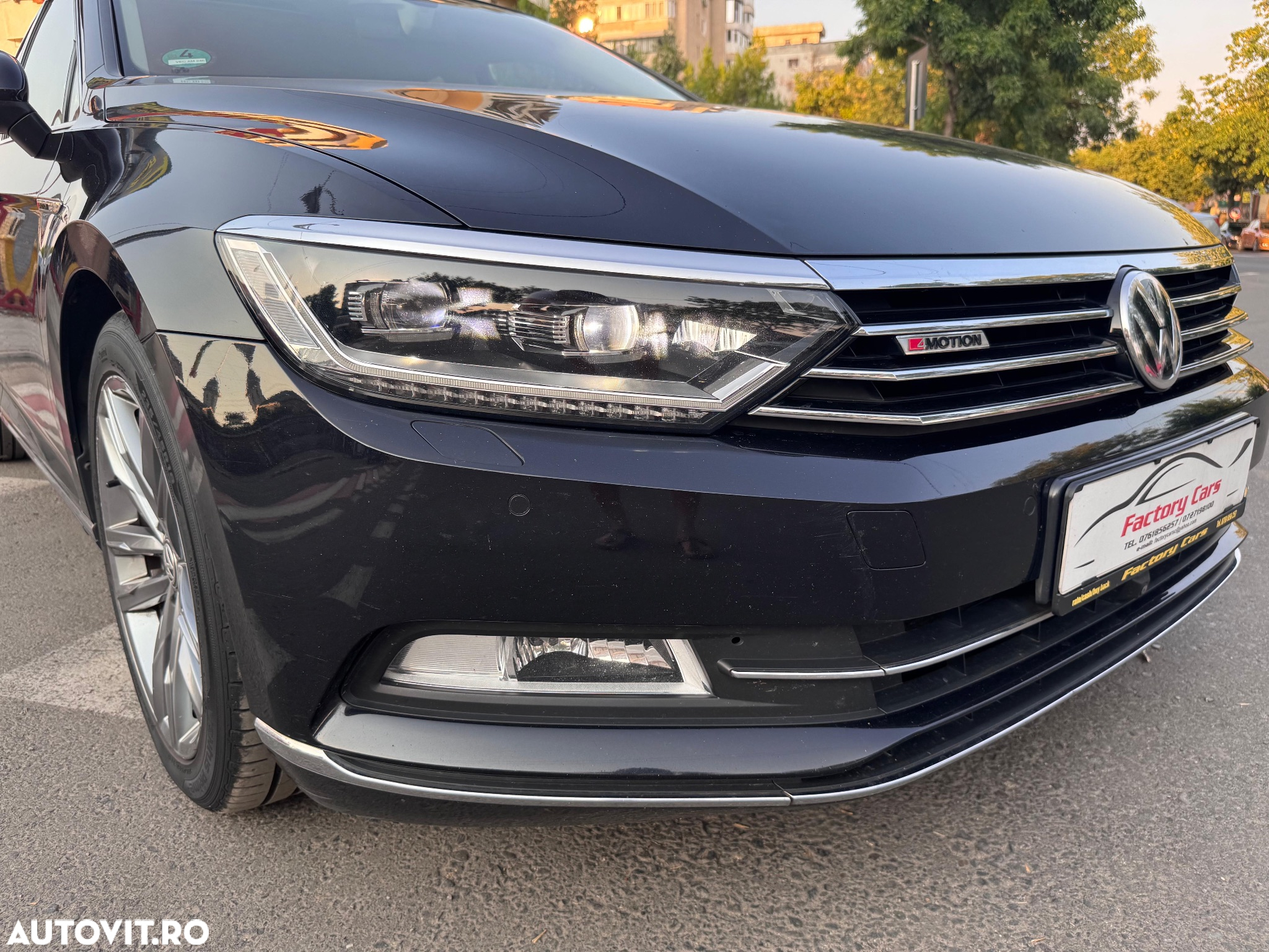 Volkswagen Passat Variant 2.0 TDI DSG Highline - 16