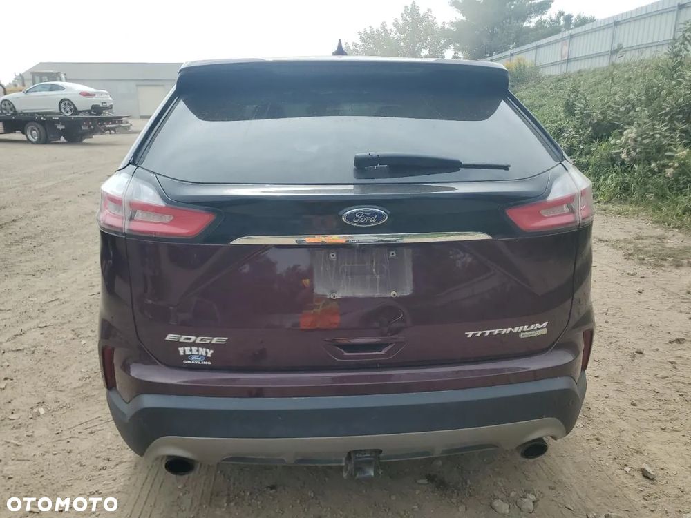 Ford Edge - 6