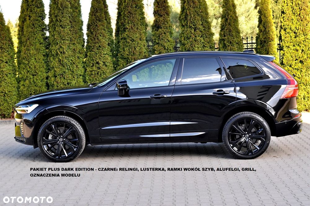 Volvo XC 60 B5 B AWD Plus Black Edition - 4