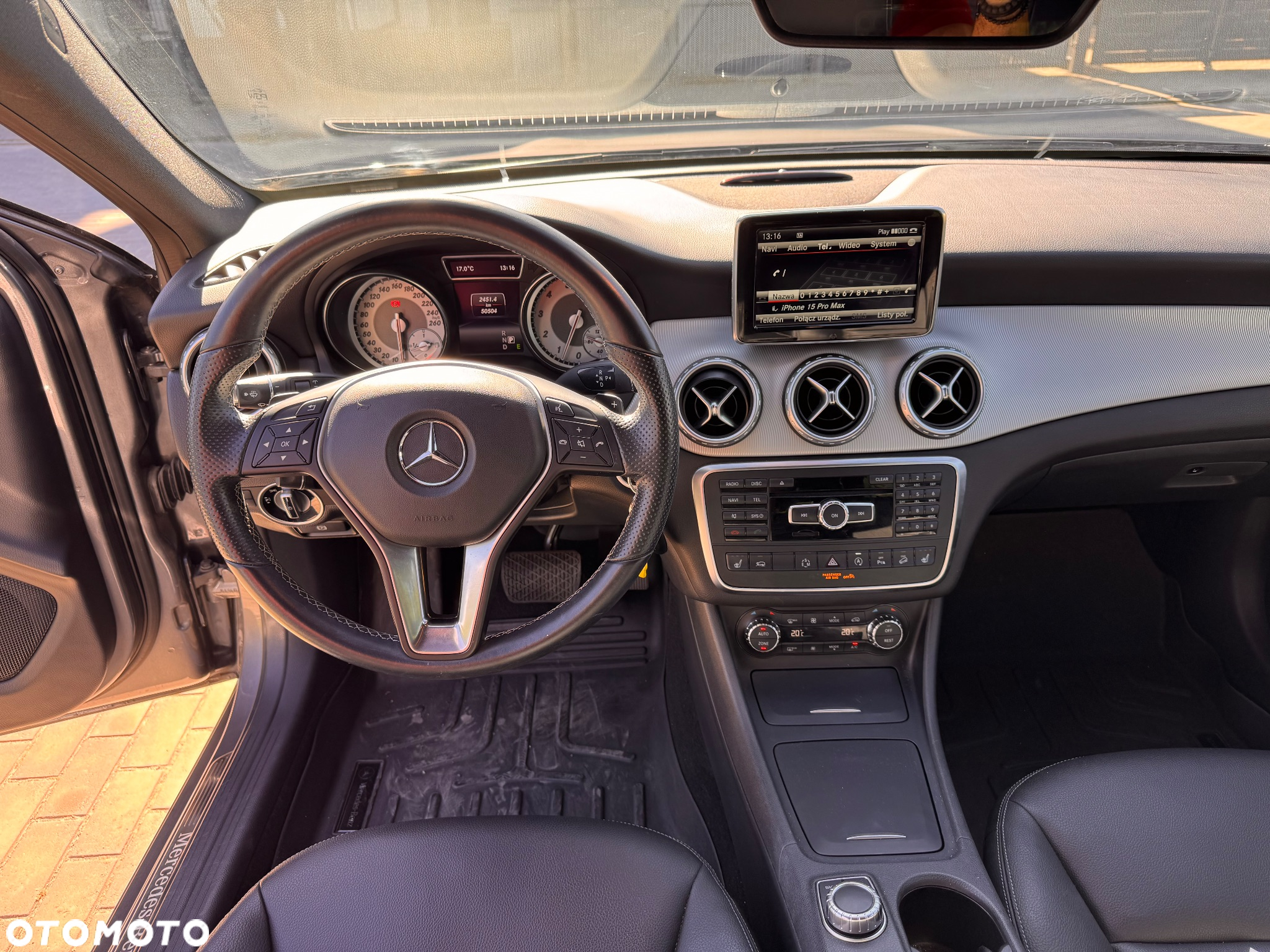 Mercedes-Benz GLA 250 4-Matic - 11