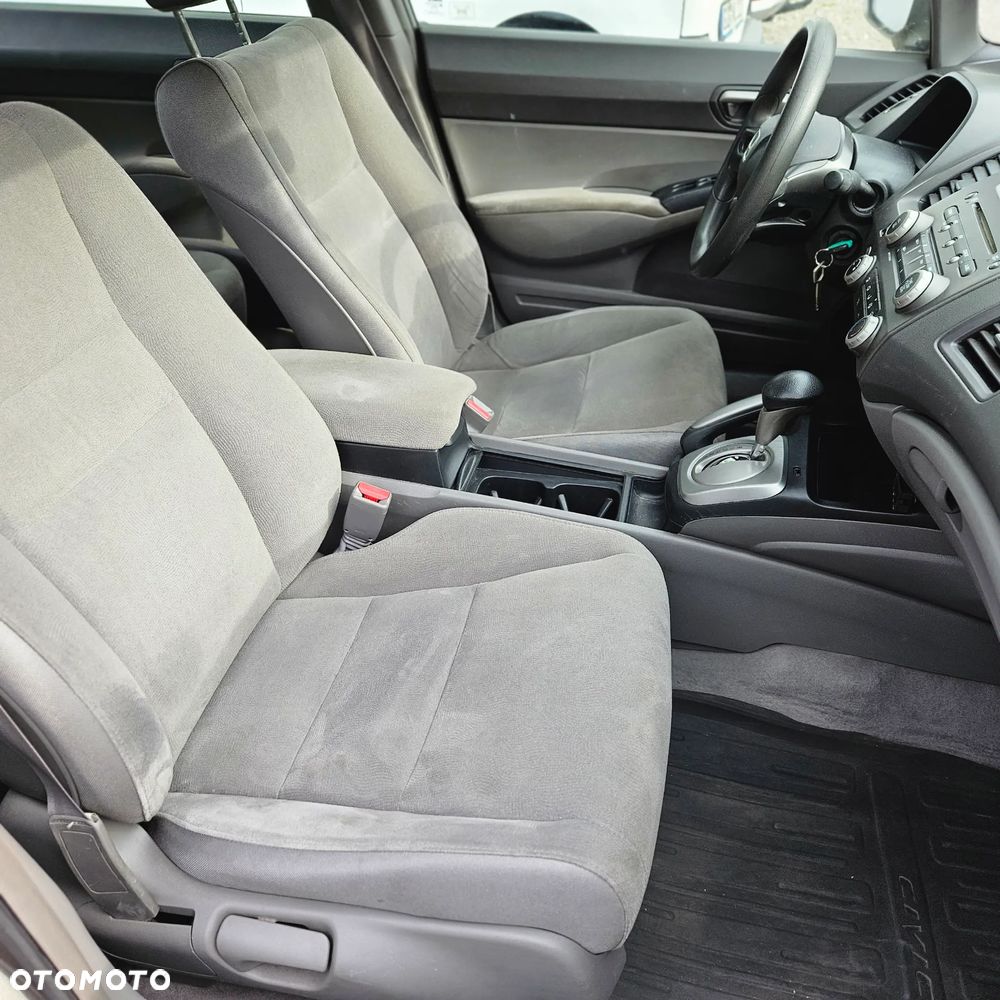 Honda Civic 1.8i-VTEC Automatik Executive - 22