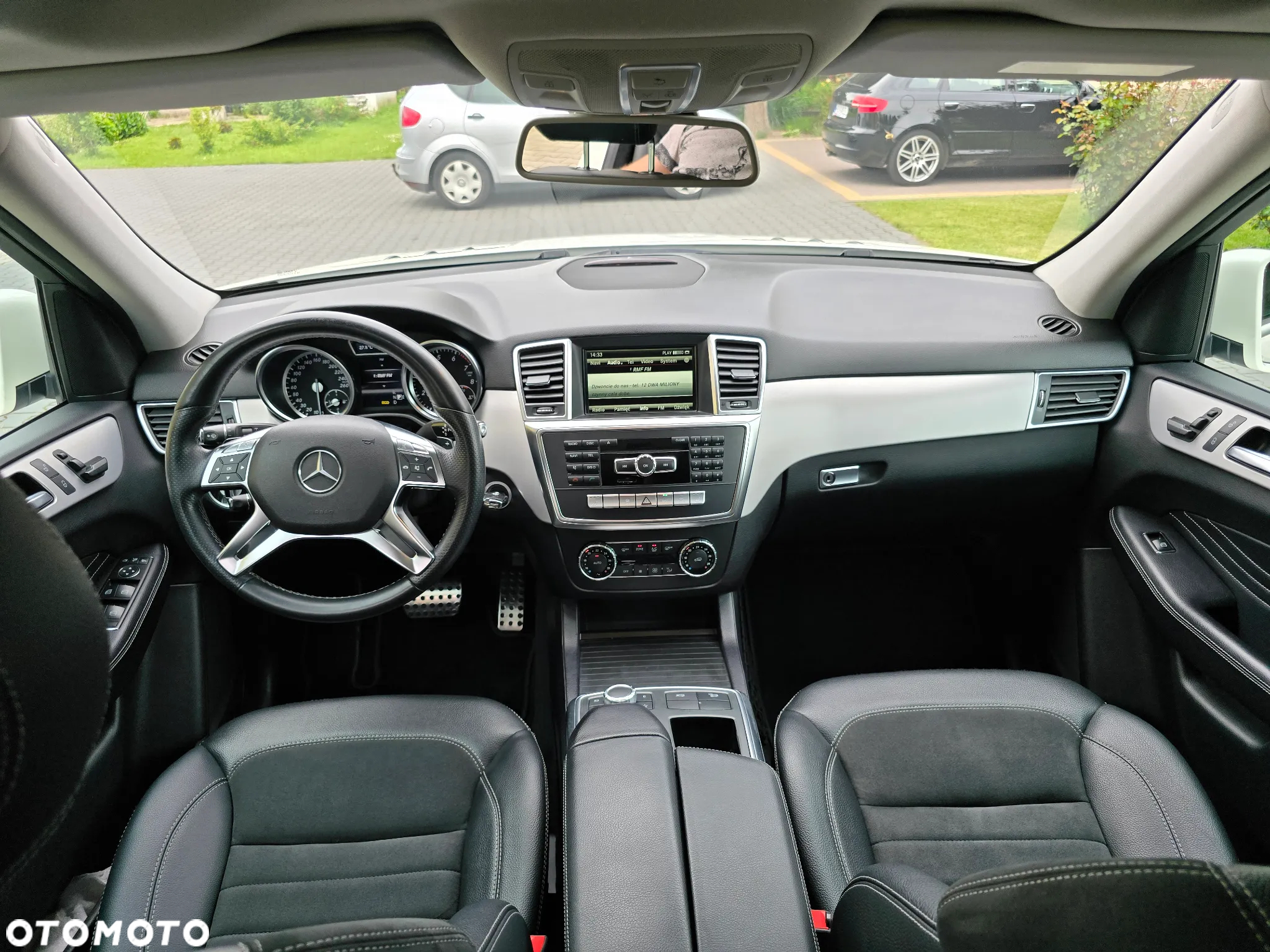 Mercedes-Benz ML 350 4MATIC (BlueEFFICIENCY) 7G-TRONIC - 34