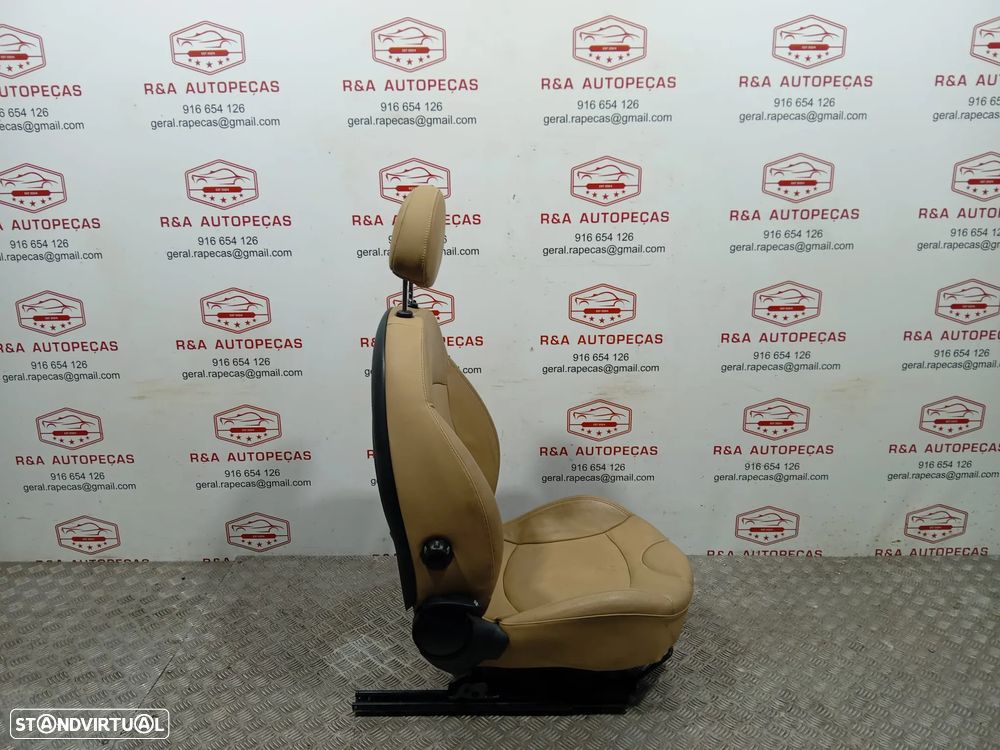 Conjunto de Bancos Mini Cooper S R57 Lci em Beje e Pele - 11