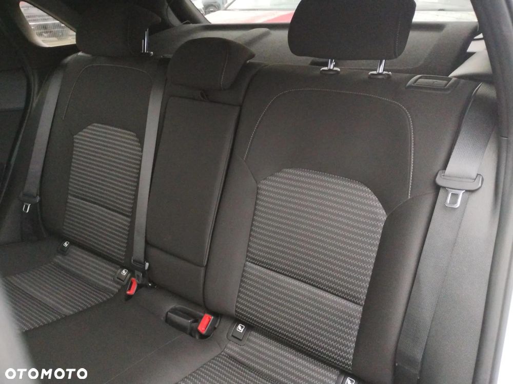 Kia Ceed 1.5 T-GDI M DCT - 15