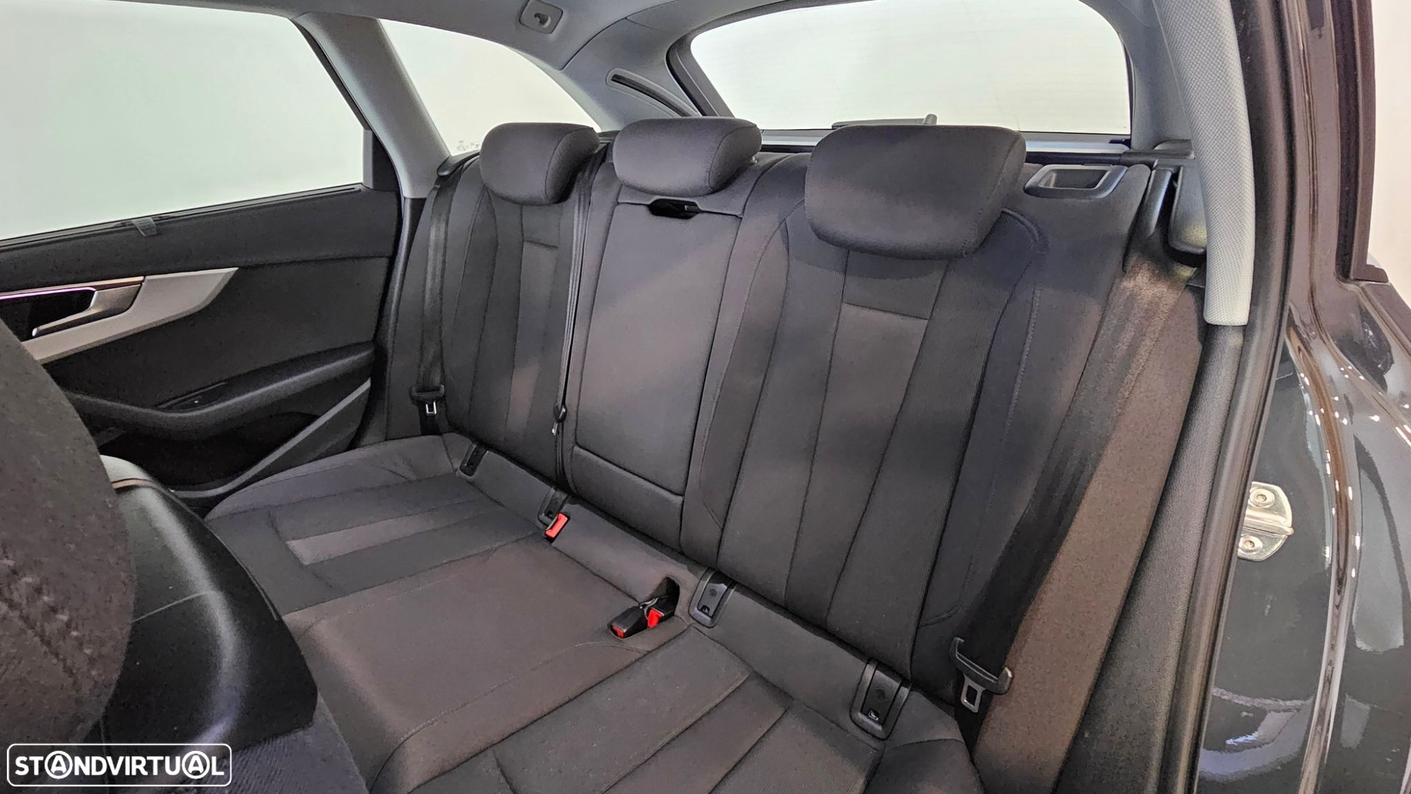 Audi A4 Avant 35 TDI S tronic - 10