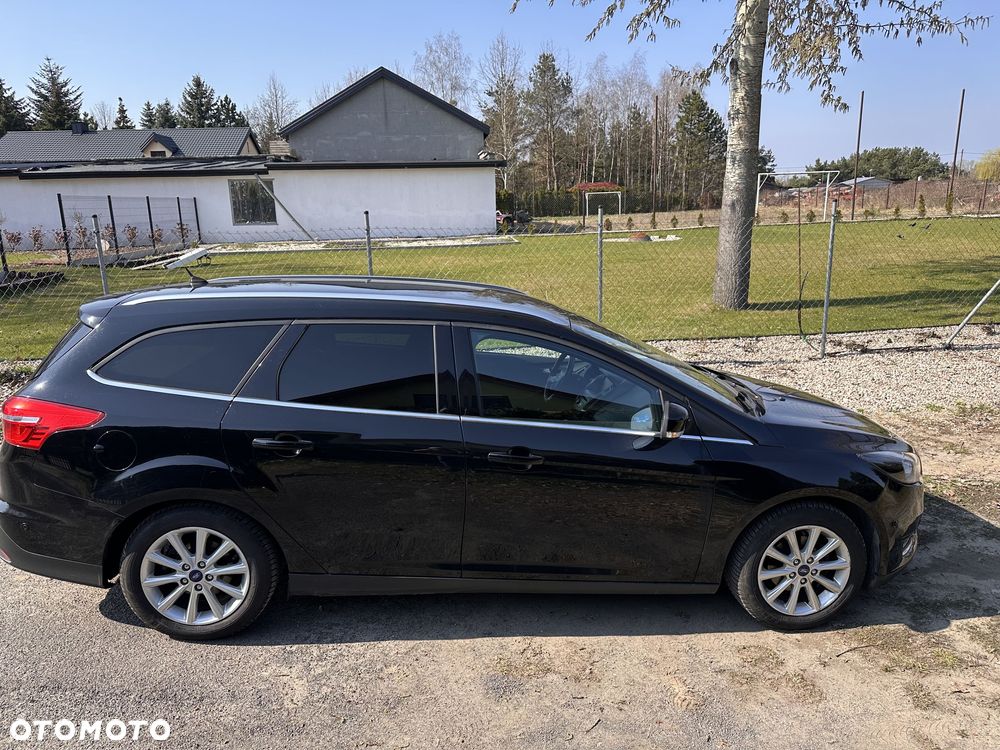 Ford Focus 1.0 EcoBoost Platinium X ASS PowerShift - 4