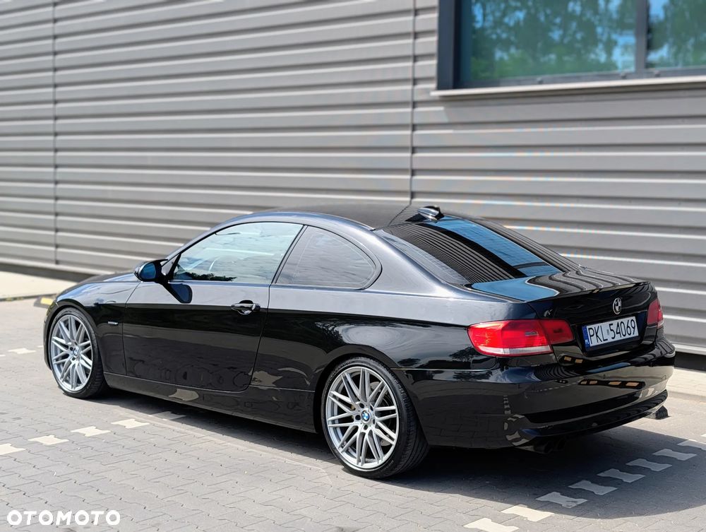 BMW Seria 3 330d - 3