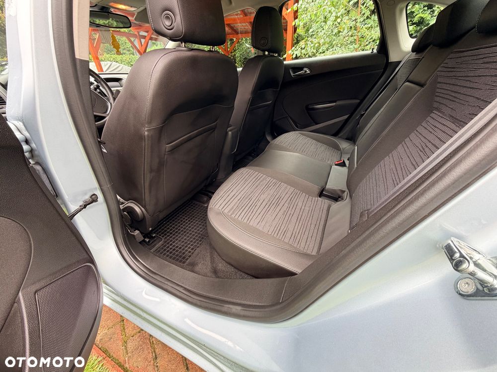 Opel Astra - 24