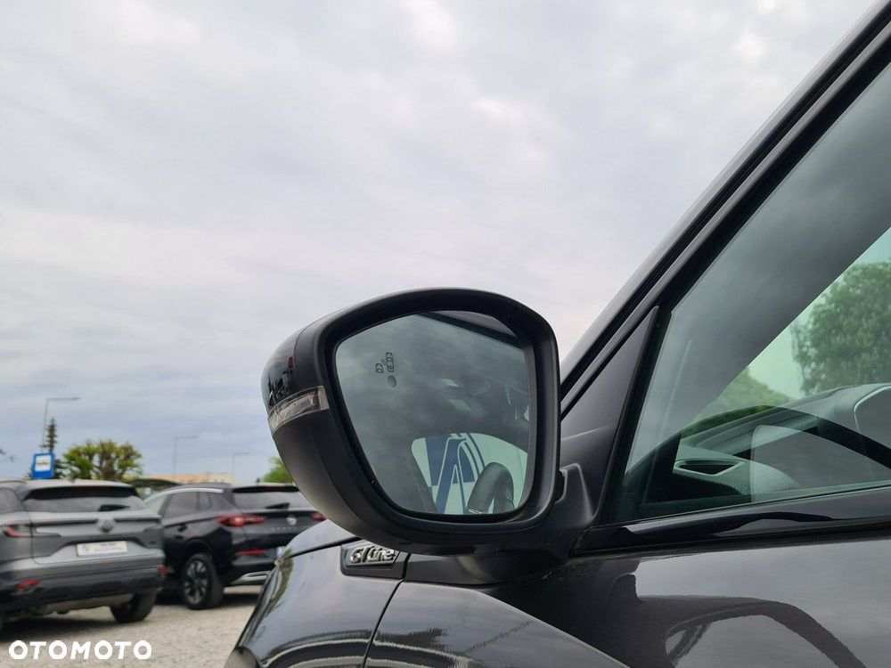 Peugeot 2008 1.2 PureTech GT Line S&S EAT8 - 39