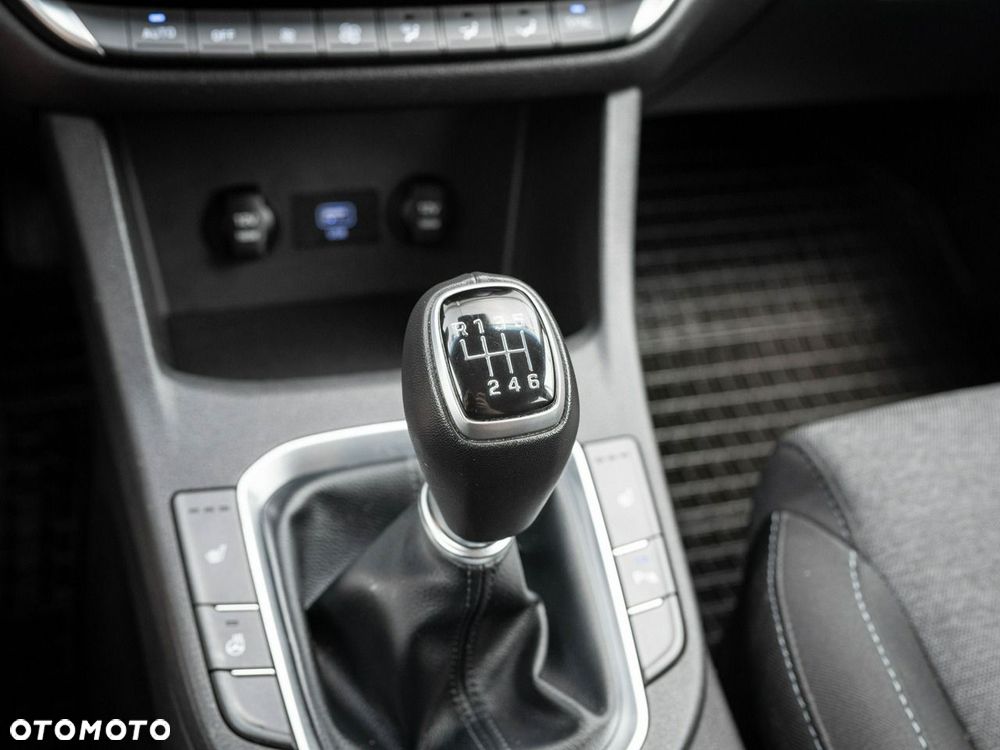 Hyundai i30 1.0 T-GDI Smart - 16