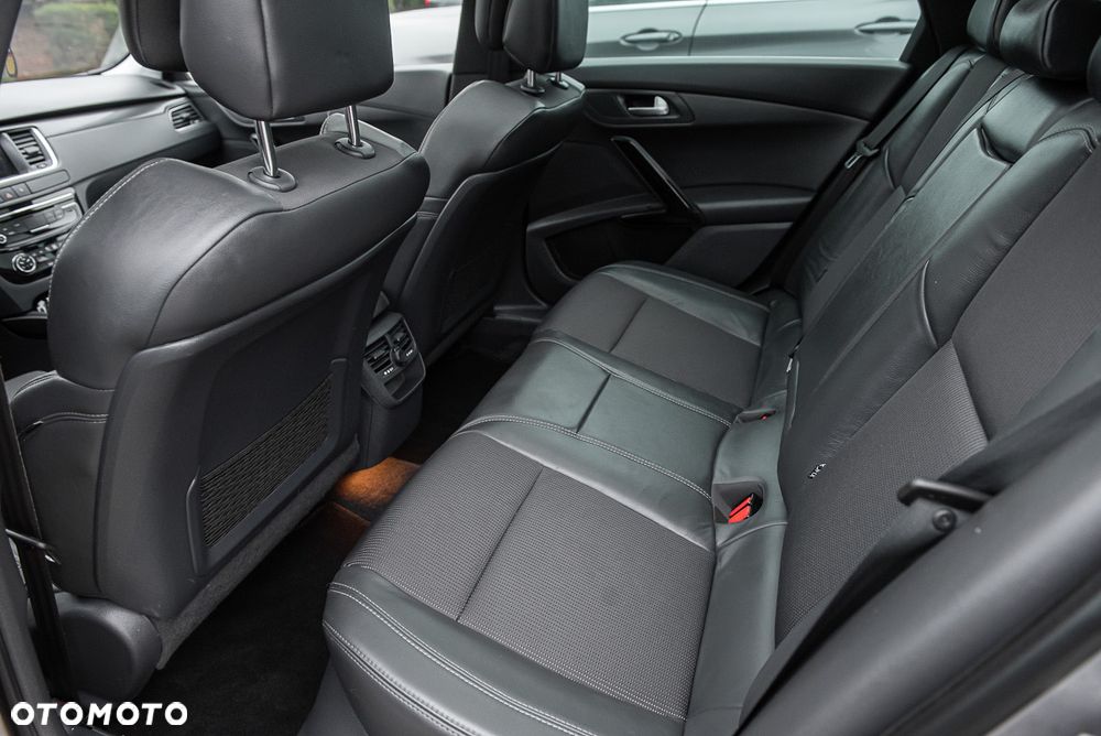 Peugeot 508 RXH BlueHDi 180 EAT6 Stop&Start - 27