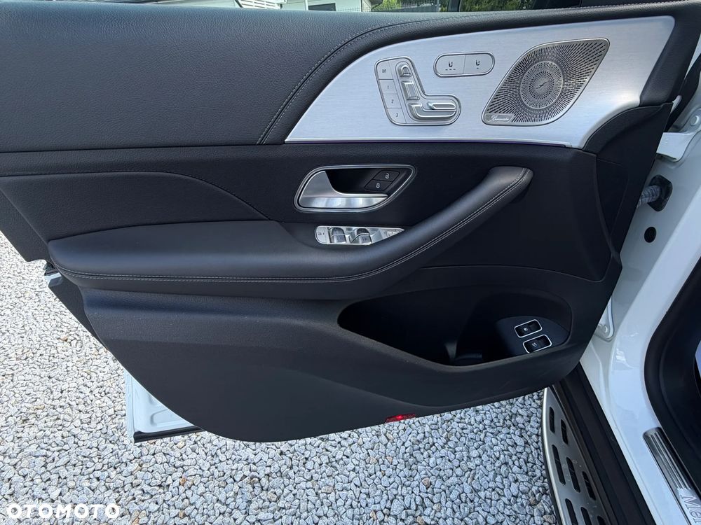 Mercedes-Benz GLE - 25