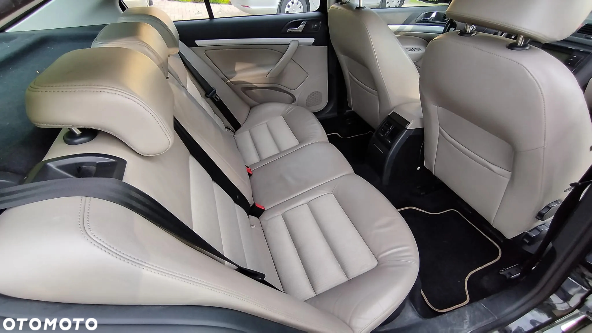 Skoda Octavia 2.0 TDI Ambiente - 13
