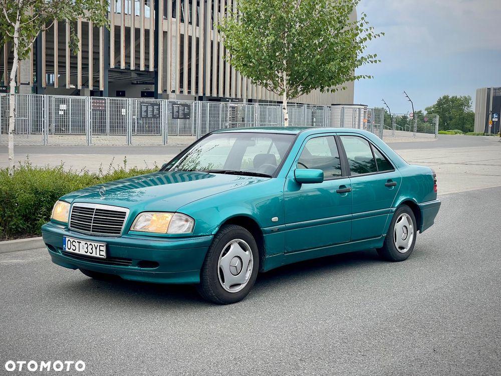 Mercedes-Benz Klasa C 220 T CDI Classic - 1