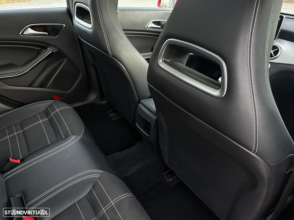 Mercedes-Benz CLA 180 d Urban - 26