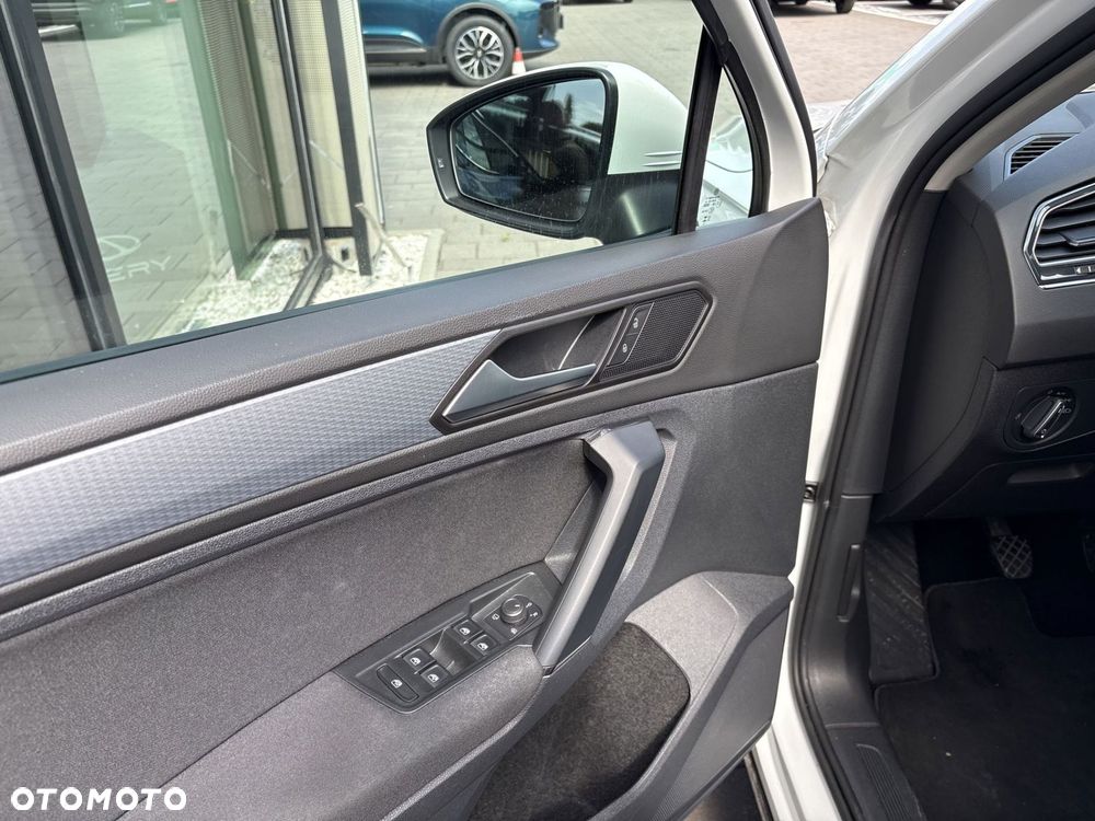 Volkswagen Tiguan 1.5 TSI EVO Life - 10
