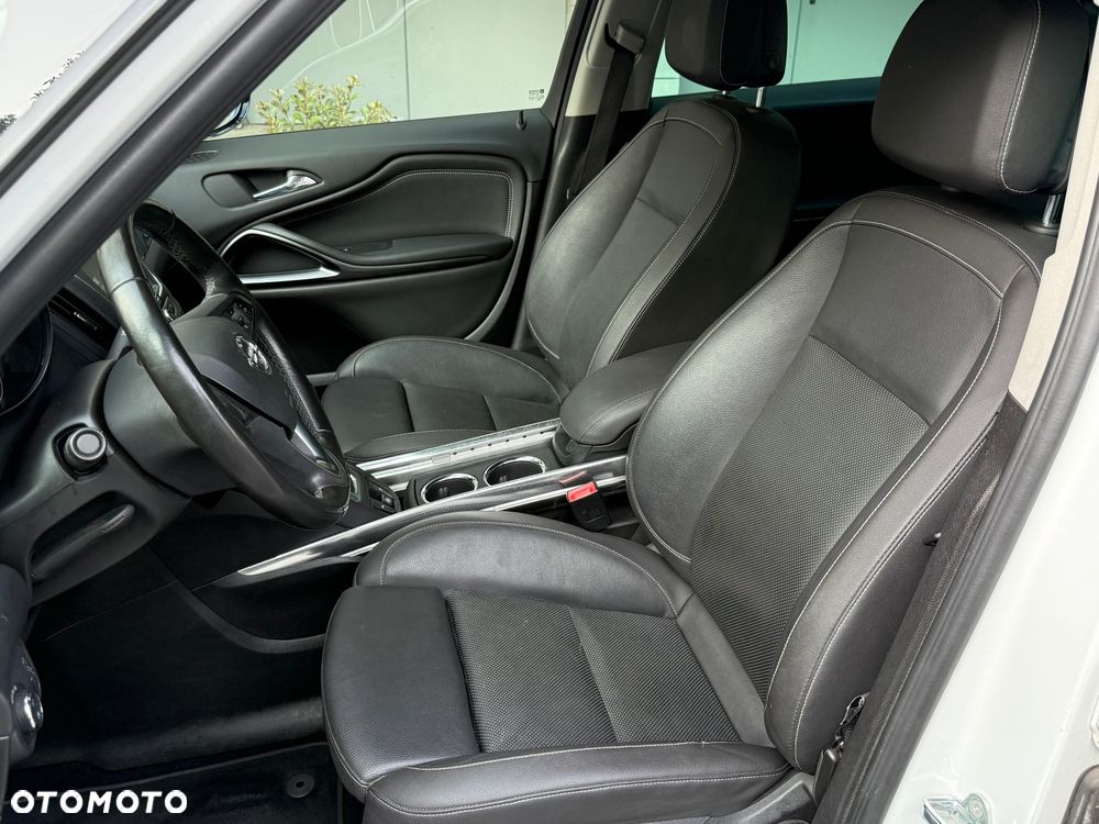 Opel Zafira - 12
