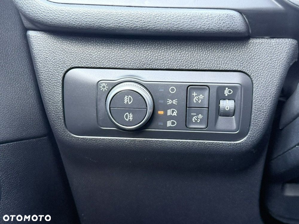 Ford Kuga 2.5 Duratec FHEV TITANIUM - 20