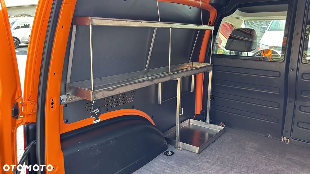 Volkswagen Caddy - 10