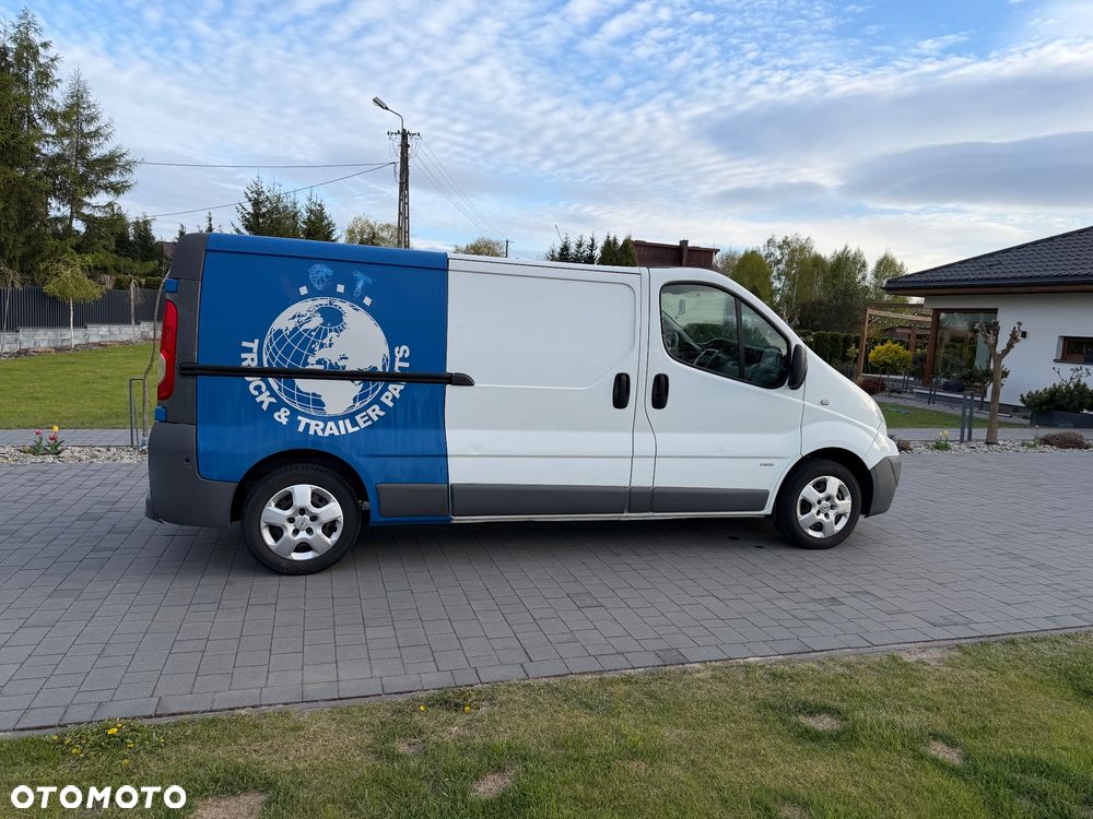 Opel VIVARO / 2.0 dCi / L2H1 / Klima / TRAFIC / 2x drzwi odsuwane - 9