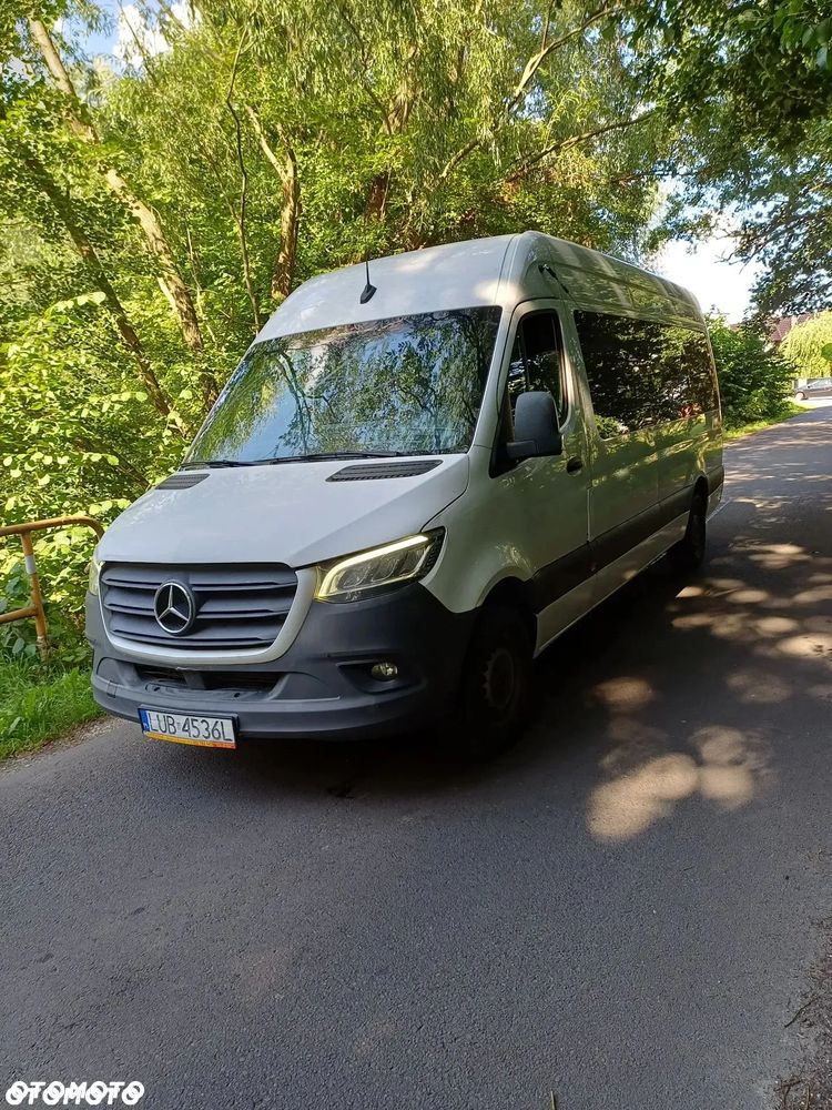 Mercedes-Benz Sprinter - 4