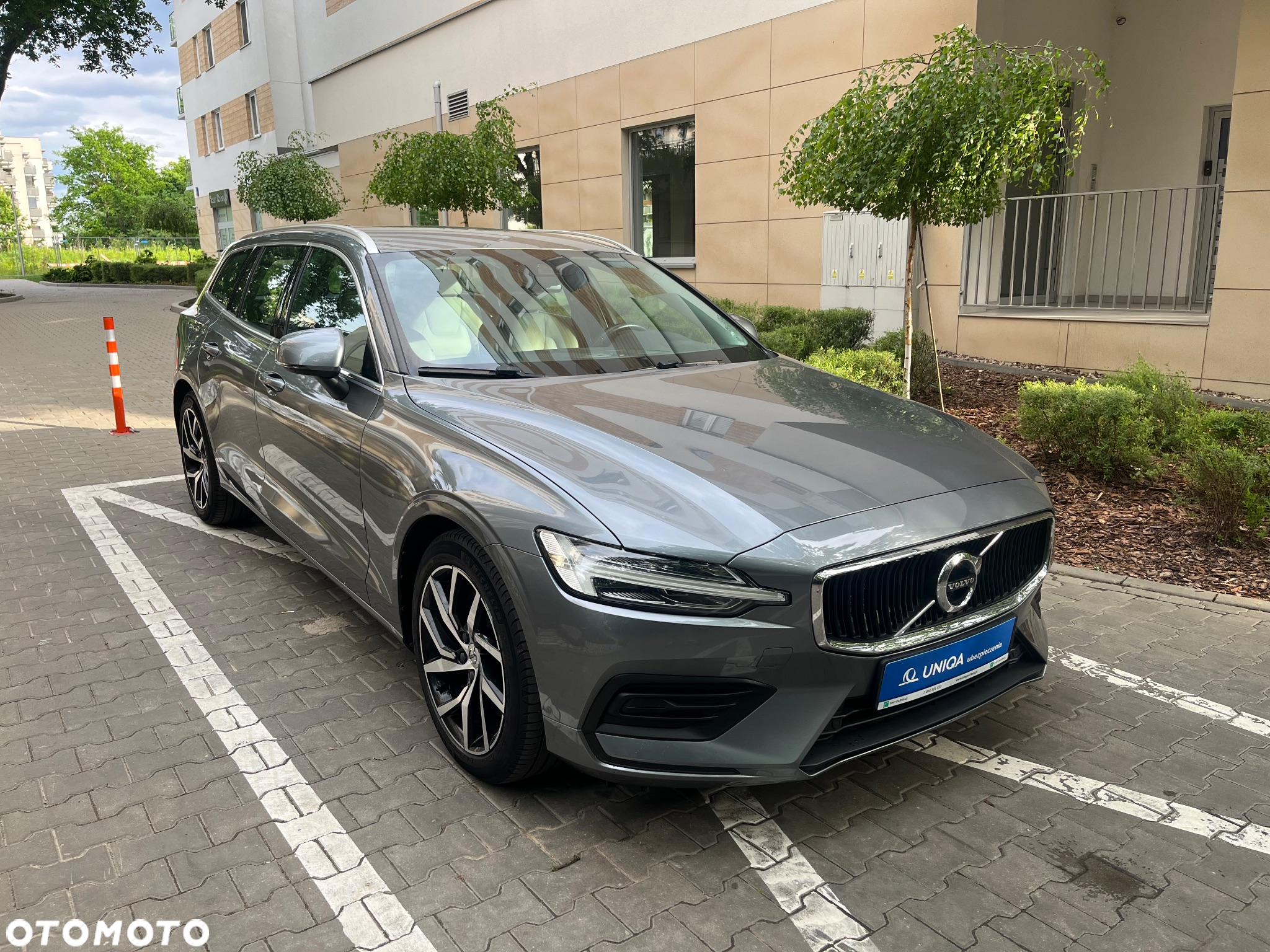 Volvo V60 T5 Geartronic Momentum Pro - 2