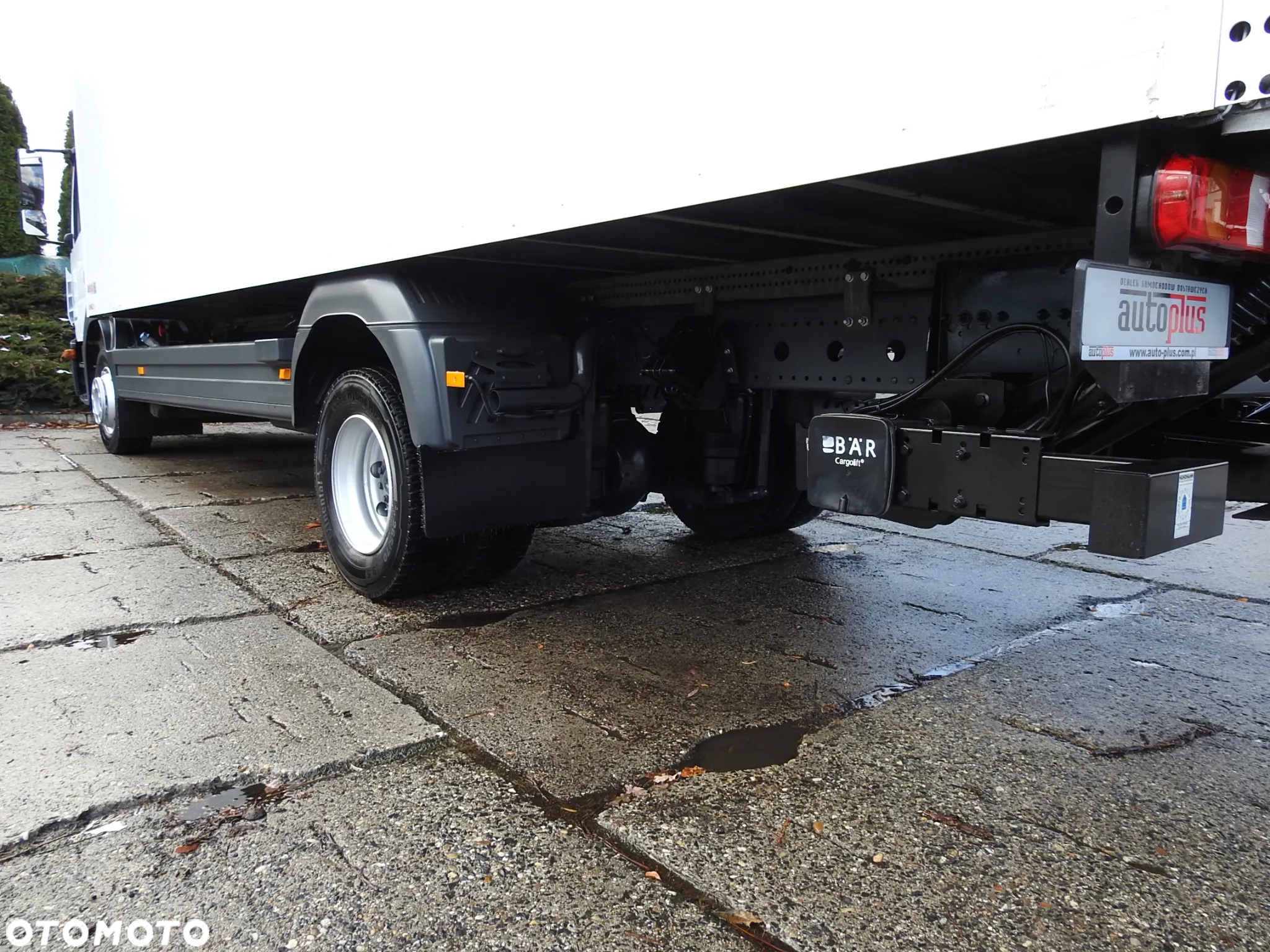 Mercedes-Benz ATEGO 12.24 KONTENER WINDA 18 PALET TEMPOMAT KLIMATYZACJA AUTOMAT BLIŹNIACZE KOŁA 7698KM [ 929526 ] - 18