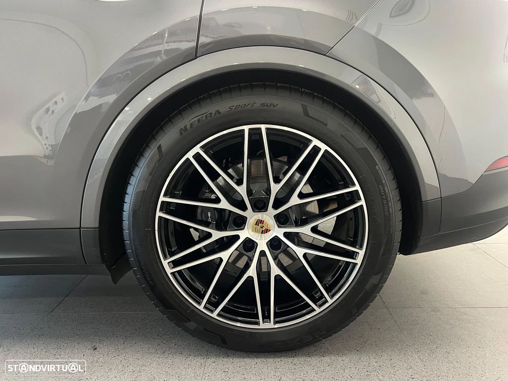 Porsche Cayenne Coupé - 15