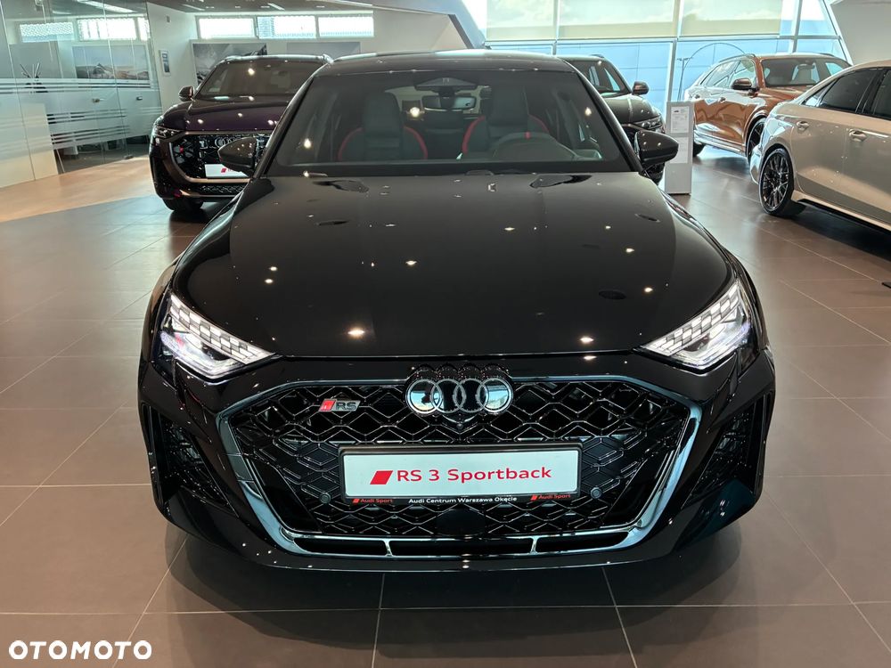 Audi RS3 Sportback - 19