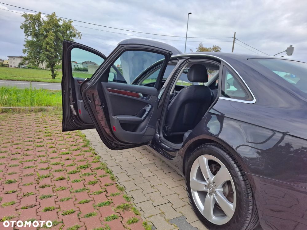 Audi A4 Limousine 2.0 TDI - 8