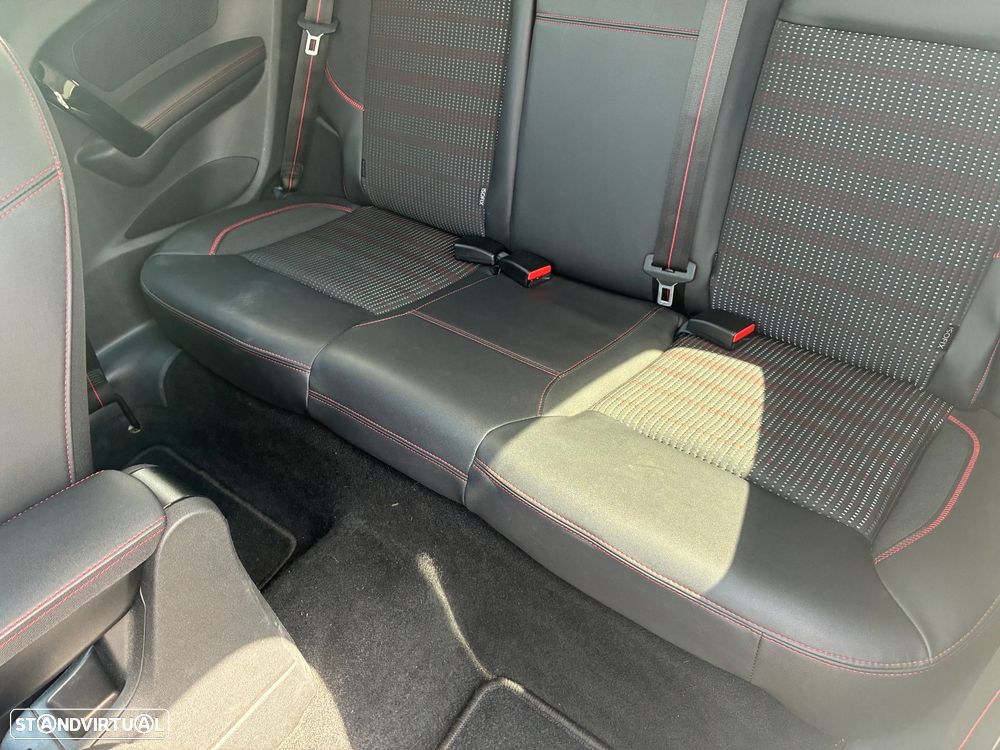 Peugeot 208 1.2 PureTech GT Line - 27