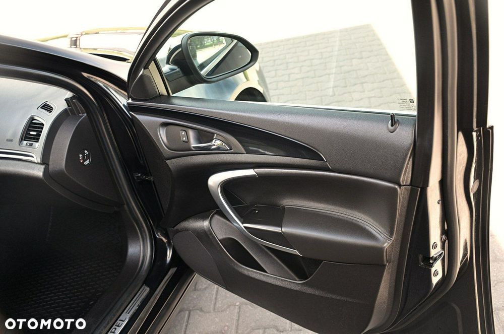 Opel Insignia - 19