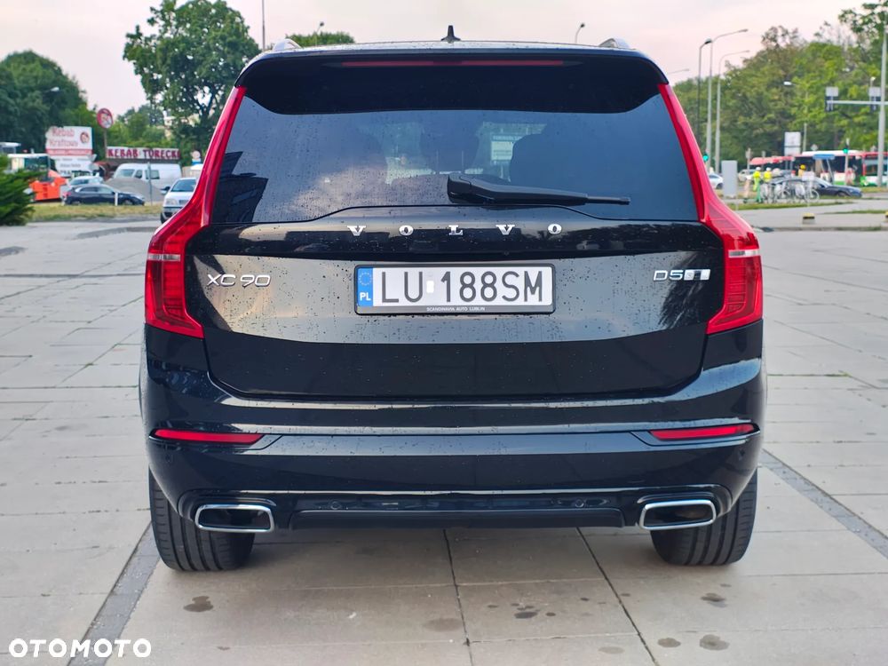 Volvo XC 90 D5 AWD R-Design 7os - 33
