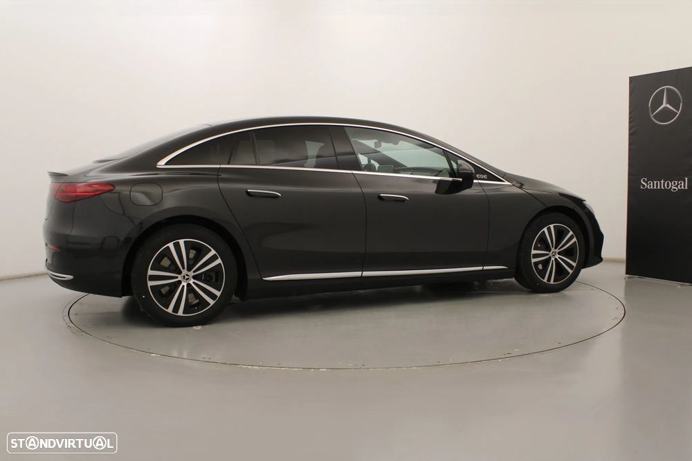 Mercedes-Benz EQE 300 - 7