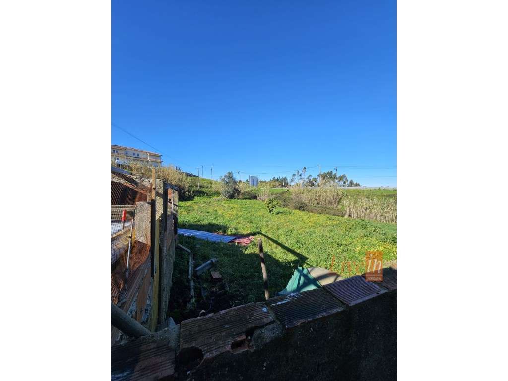 Moradia T2 Garagem e Logradouro na Boavista em Leiria - Grande imagem: 5/21