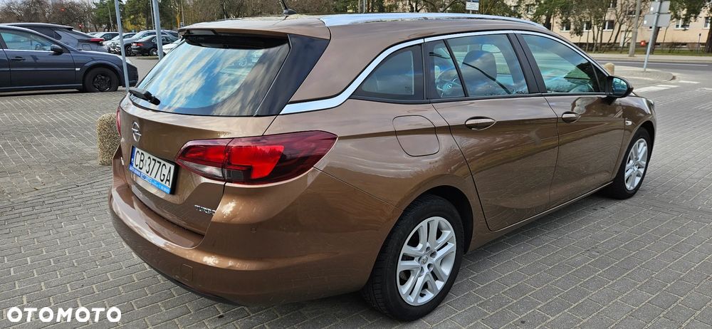 Opel Astra 1.4 T Enjoy S&S - 7