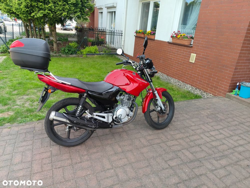 Yamaha YBR - 6