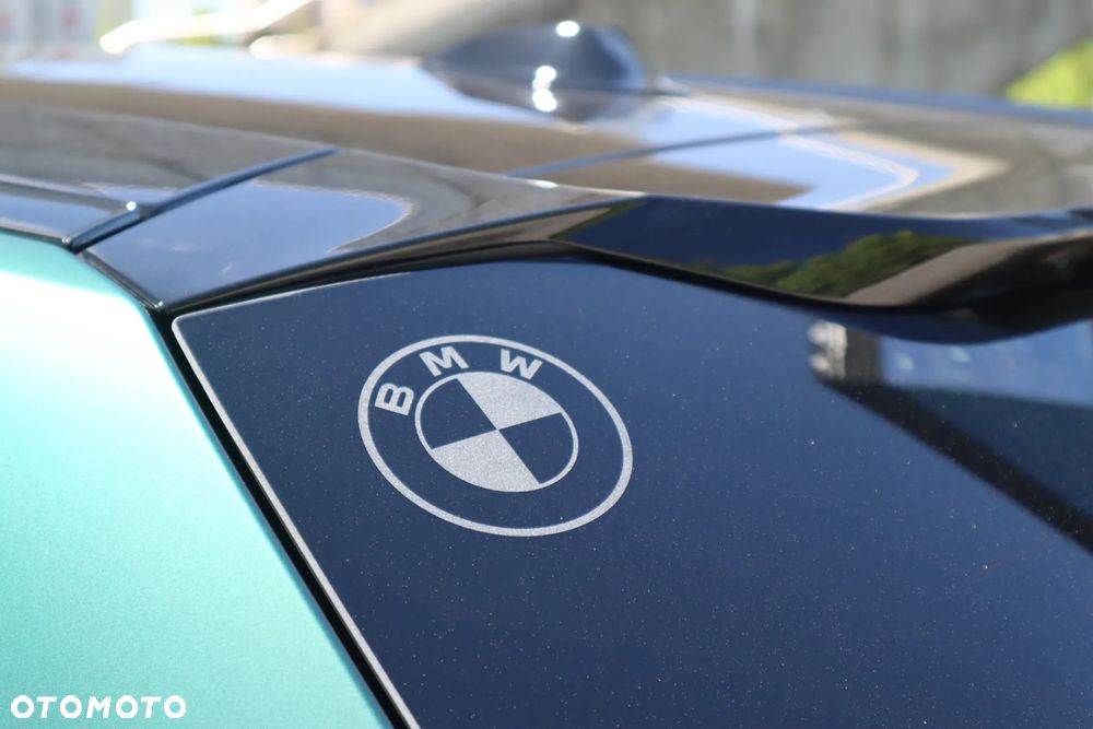 BMW XM - 12