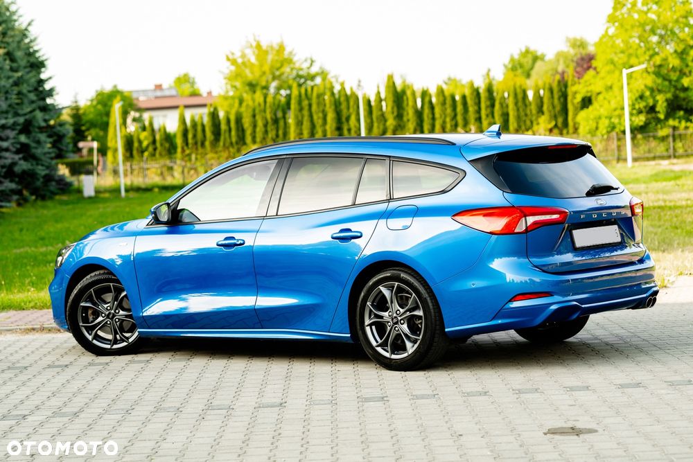 Ford Focus 1.5 EcoBlue Start-Stopp-System ST-LINE - 11