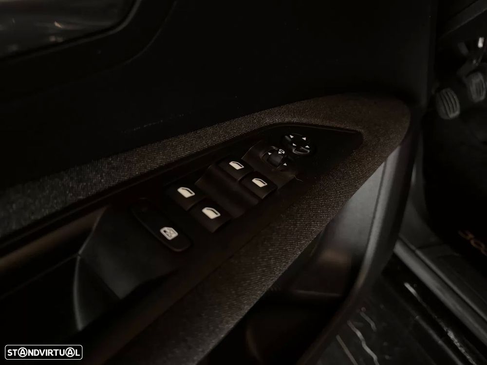 Peugeot 3008 1.5 BlueHDi Active Pack - 21