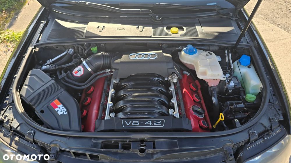 Audi S4 Limousine 4.2 Quattro - 14