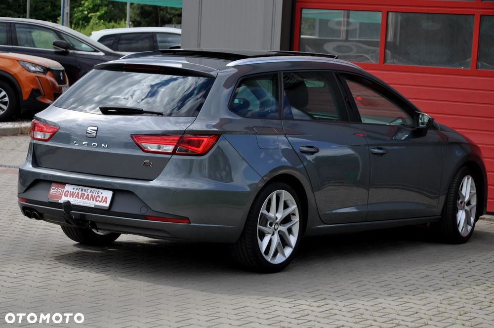 Seat Leon Sportstourer 2.0 TDI DPF DSG FR - 15