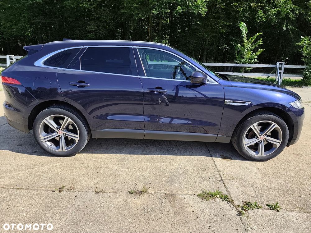 Jaguar F-Pace - 6